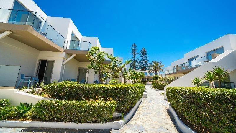 Foto general de Adele Beach Hotel
