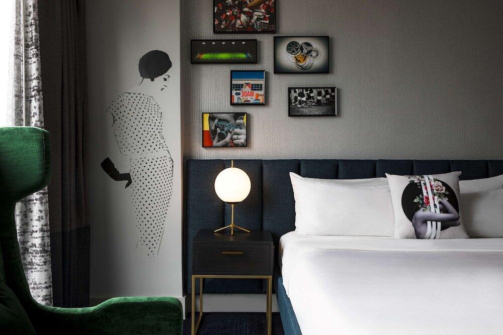 Foto de una habitación de Hotel The Starling Atlanta Midtown, Curio Collection by Hilton