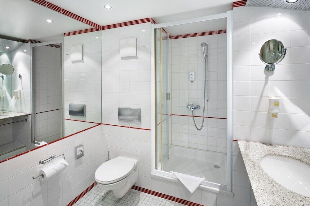 Foto del baño de Kongresshotel Potsdam am Templiner See