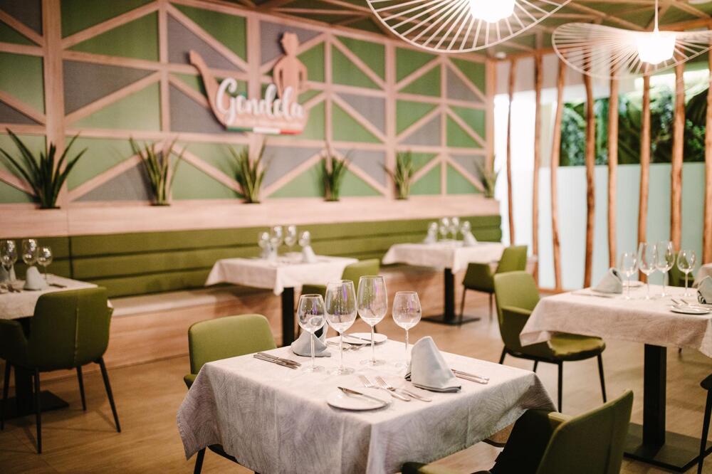 Foto de restauración de Hotel Club Maspalomas Suites &amp;amp; Spa - Adults Only