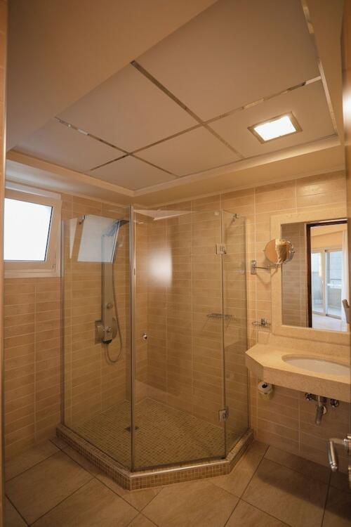 Foto del baño de Molos Bay Hotel