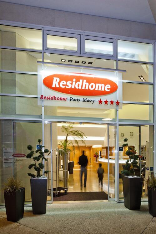 Foto del exterior de Aparthotel Residhome Paris-Massy