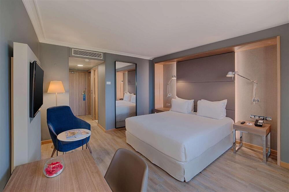 Foto de una habitación de Hotel NH Nice