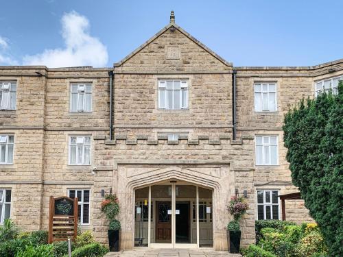 Foto del exterior de Hollins Hall Hotel, Golf &amp;amp; Country Club