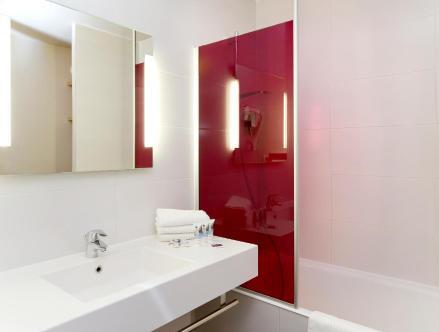 Foto del baño de Hotel Mercure Saint-Lary