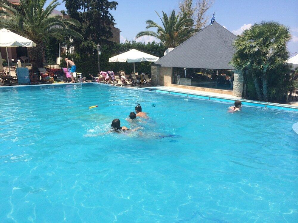 Foto de los servicios de Naias Beach Hotel