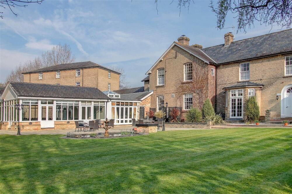Foto del exterior de Quy Mill Hotel &amp;amp; Spa, Cambridge, BW Premier Collection