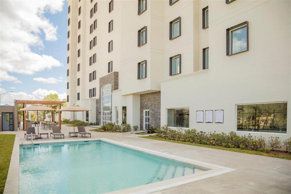 Foto de los servicios de Hotel Staybridge Suites Silao