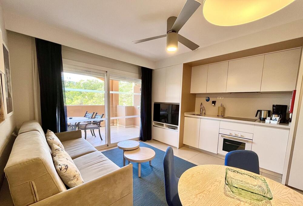 Foto de una habitación de Aparthotel Los Amigos Beach Club