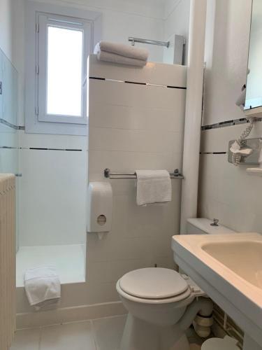 Foto del baño de Hôtel Le Pré Catelan
