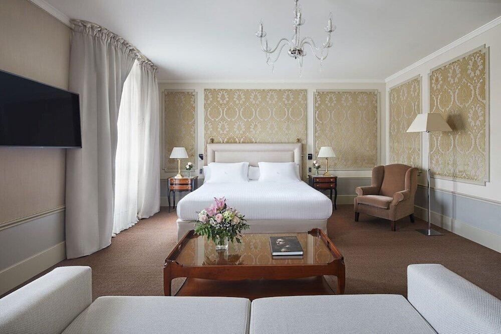 Foto de una habitación de Hotel El Palace Barcelona