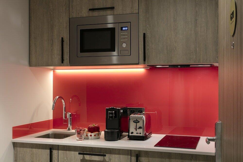 Foto de una habitación de Aparthotel Citadines Confluent Nantes
