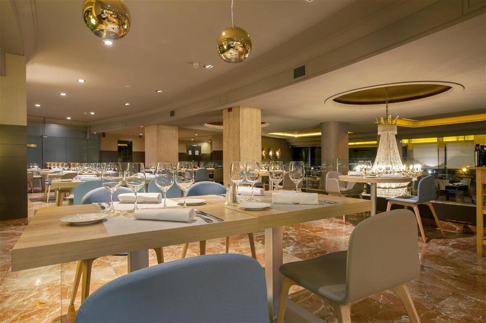 Foto general de Hotel Tres Reyes Pamplona