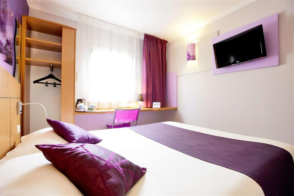 Foto de una habitación de Kyriad Direct Arles