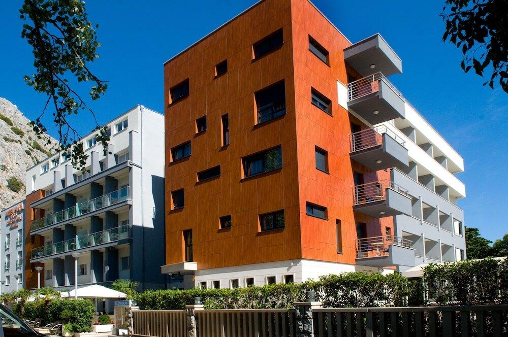 Foto del exterior de Hotel Plaza Omis