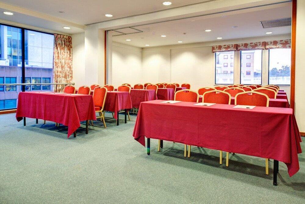 Foto general de VIP Executive Zurique Hotel