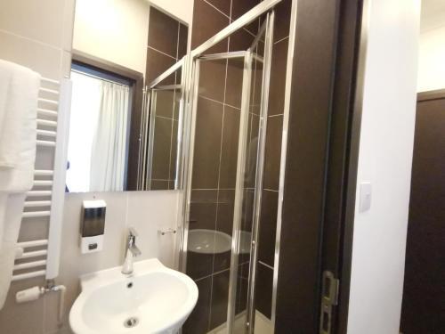 Foto del baño de Hotel The Royale Chulan Hyde Park