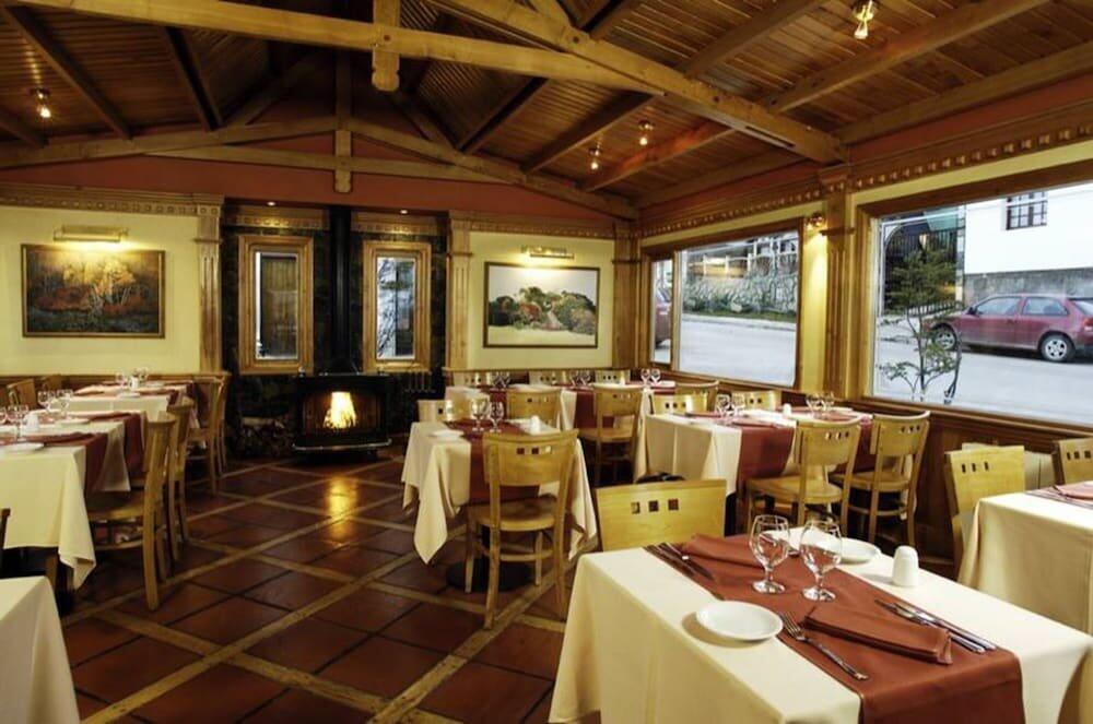 Foto de restauración de Del Bosque Apart Hotel