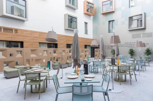 Foto del exterior de Hotel Macià Sevilla Kubb