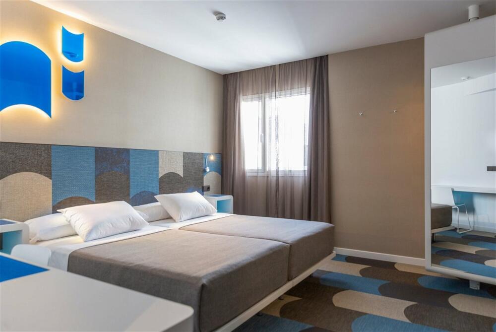 Foto de una habitación de Hotel Macià Sevilla Kubb