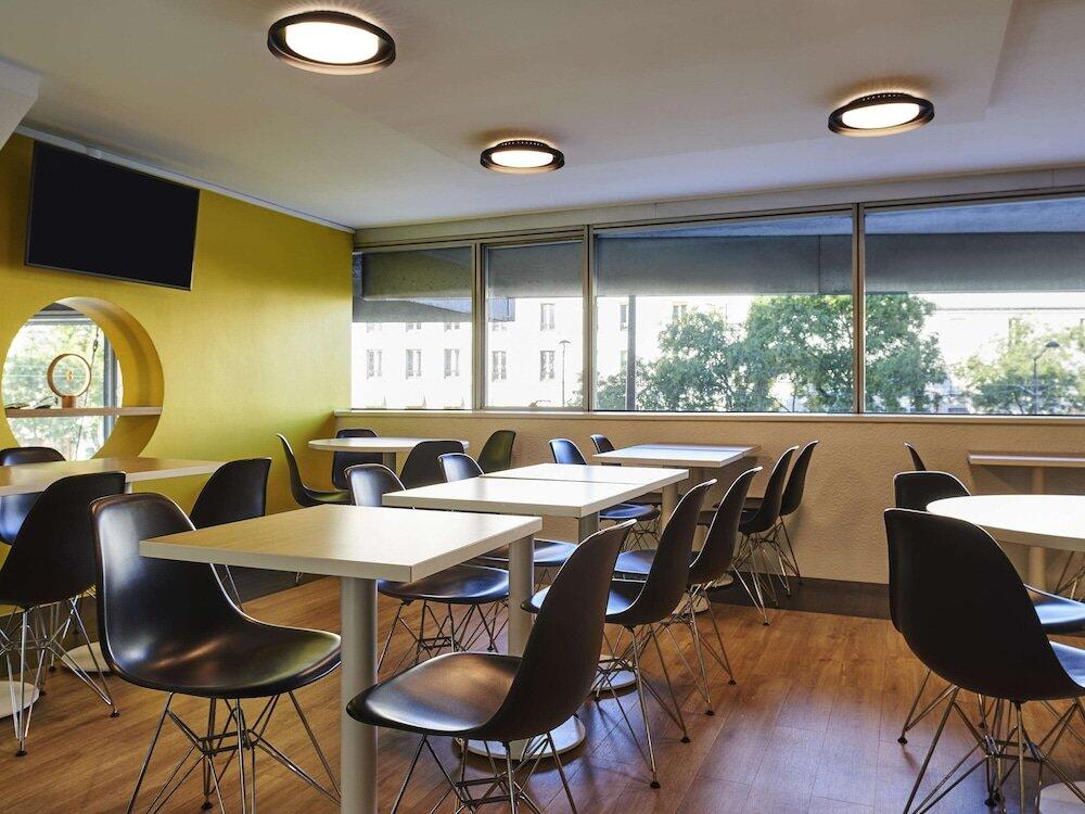 Foto de restauración de Aparthotel Adagio Access Paris La Villette