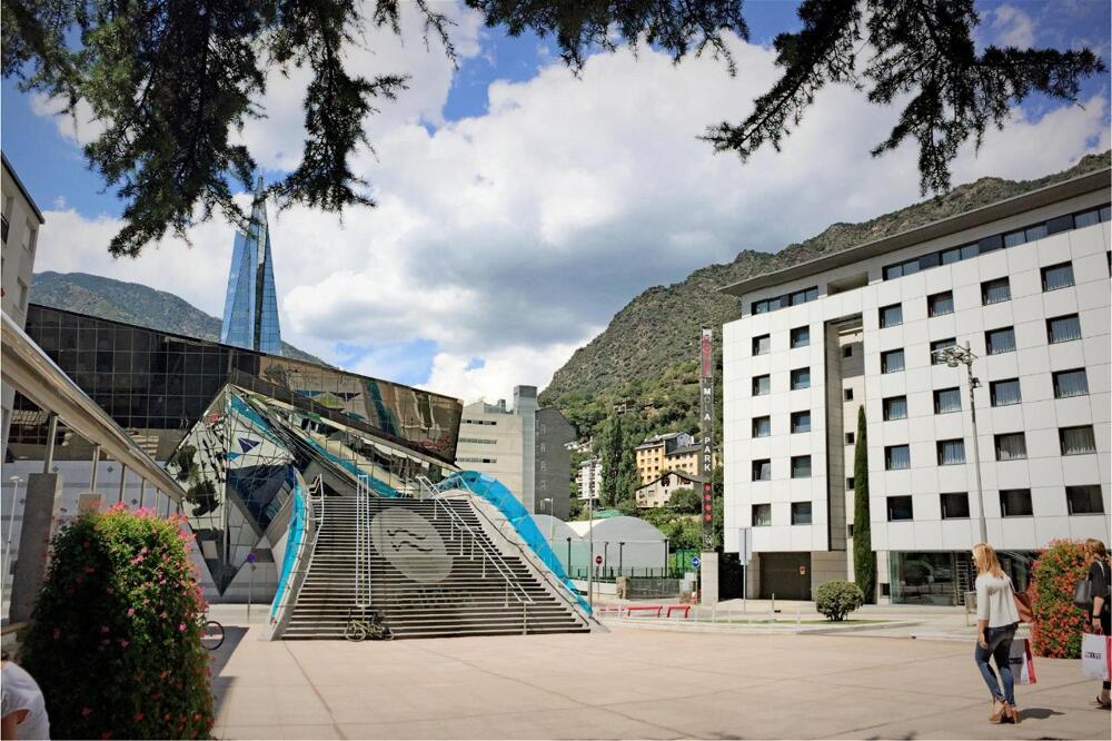 Foto del exterior de Hotel Yomo Mola Park
