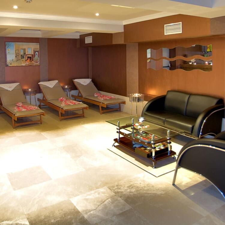 Foto de los servicios de Tilia Hotel
