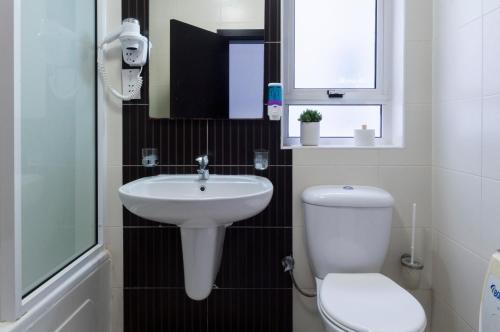 Foto del baño de Blubay Apartments by ST Hotels