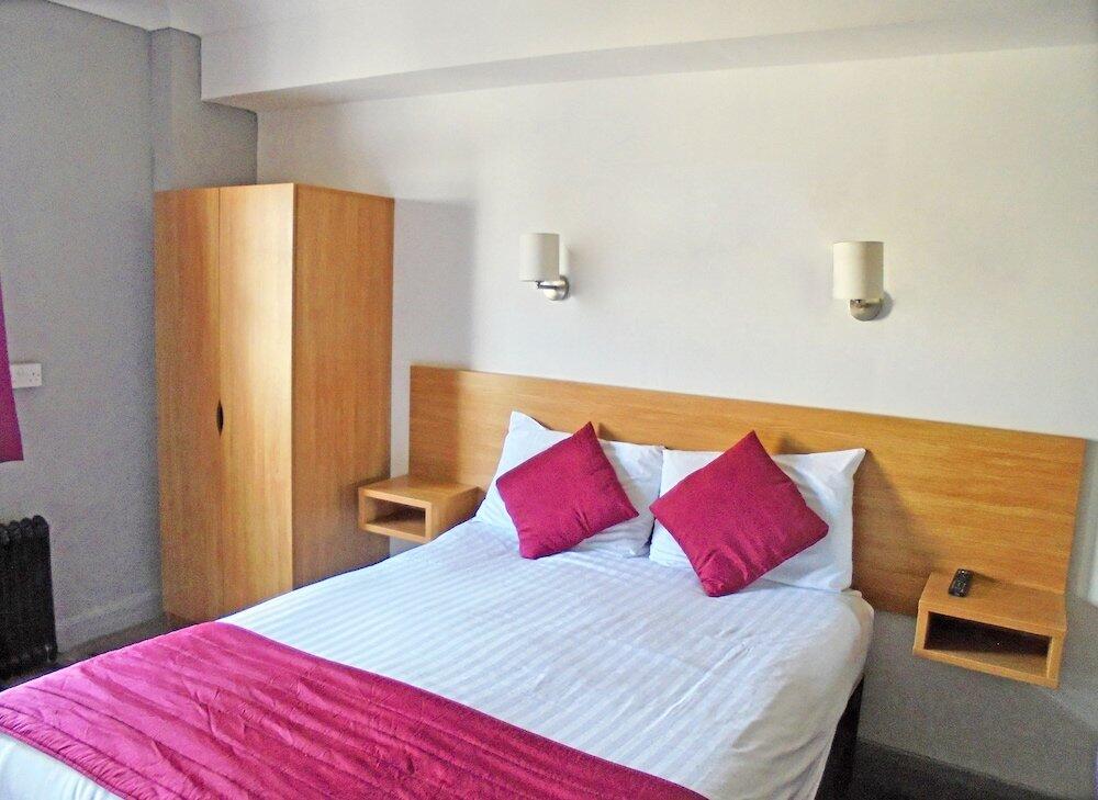 Foto de una habitación de The Trecarn Hotel