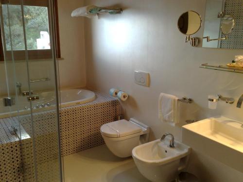 Foto del baño de Hotel Carasco