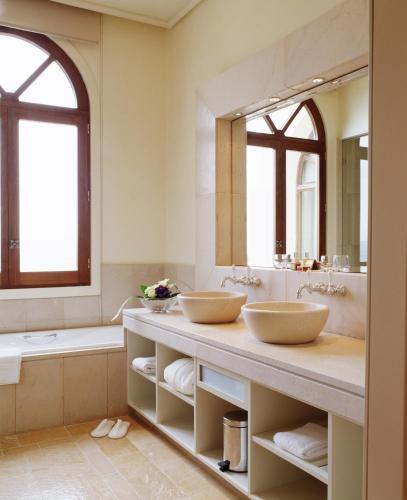 Foto del baño de Gran Hotel La Florida G.L Monumento