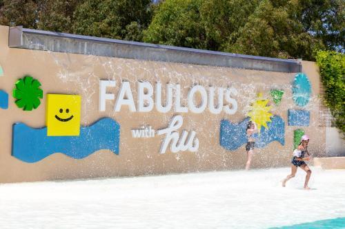 Foto de los servicios de Fabulous Village