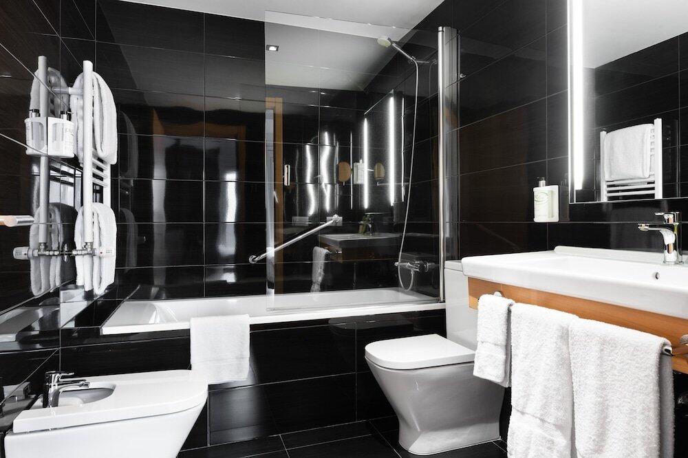 Foto de una habitación de Hotel Eurostars Blue Coruña