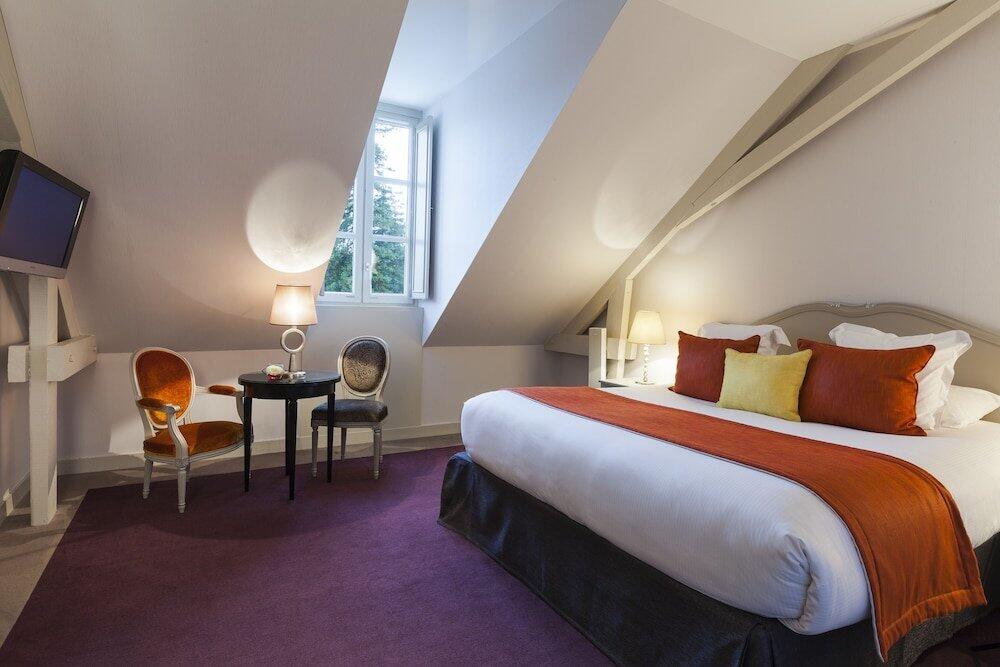Foto de una habitación de Hotel Château Belmont Tours by The Crest Collection
