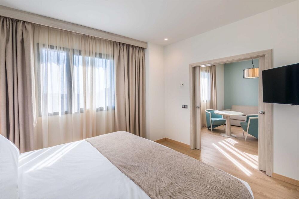 Foto de una habitación de Occidental Sevilla Viapol