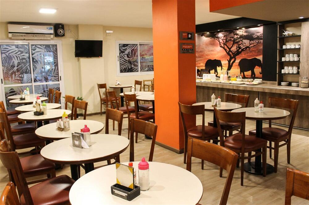 Foto de restauración de Savannah Cordoba Hotel