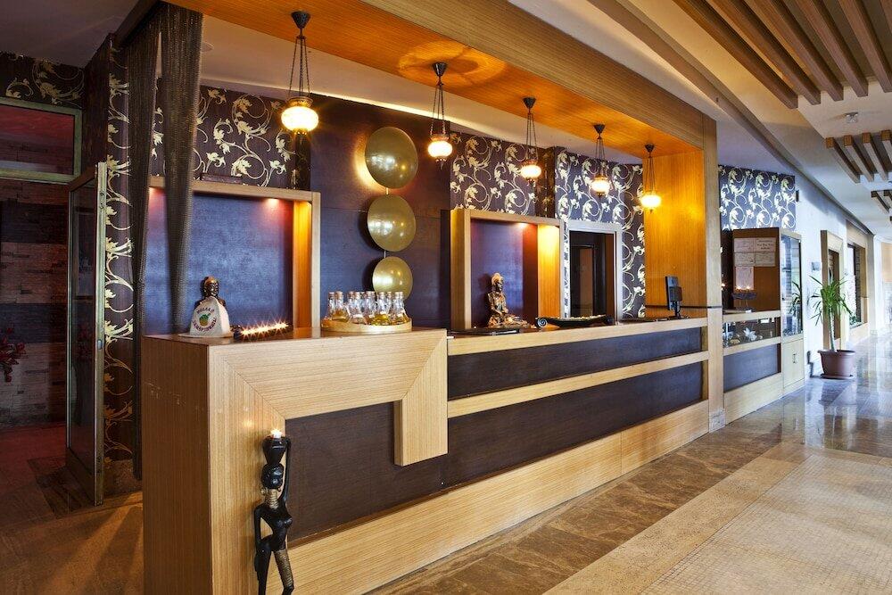 Foto de los servicios de Complejo Crystal Admiral Resort Suites &amp;amp; Spa - Ultimate All Inclusive