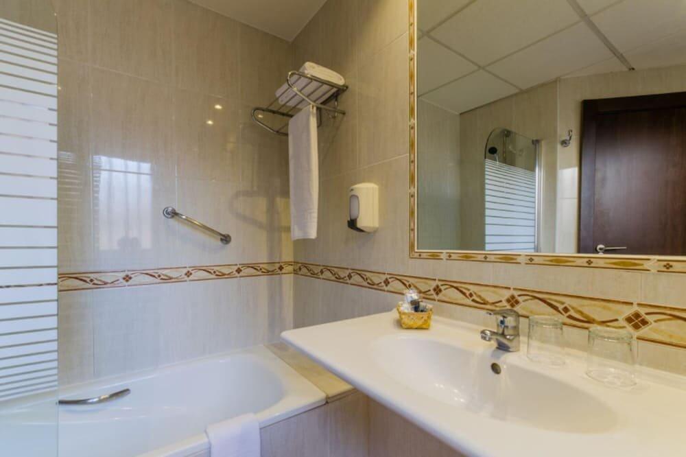 Foto del baño de Hotel Don Juan