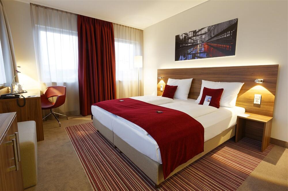 Foto de una habitación de GHOTEL hotel &amp;amp; living Essen