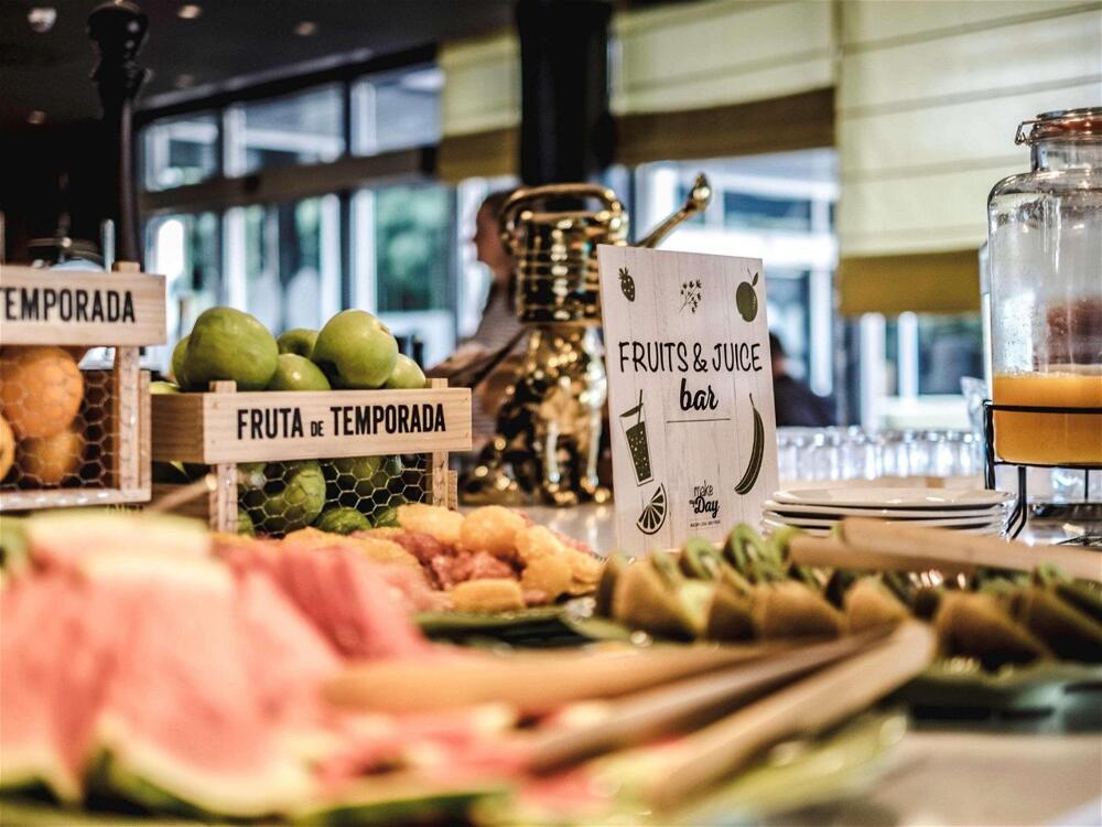 Foto general de Hotel Novotel Barcelona Cornella