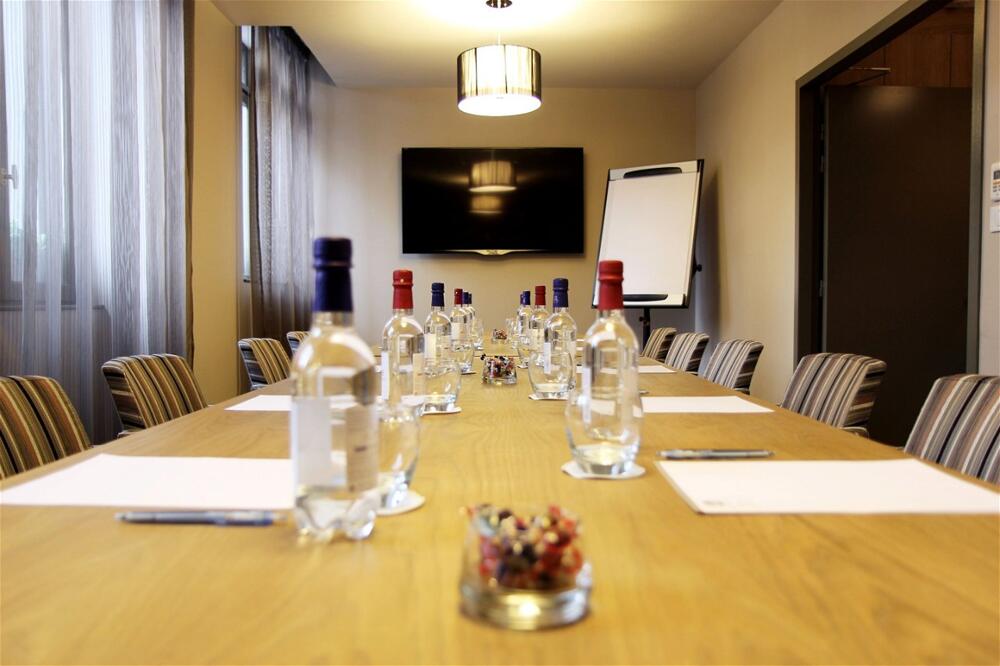 Foto de los servicios de Hotel Best Western Plus Bordeaux Gare Saint-Jean