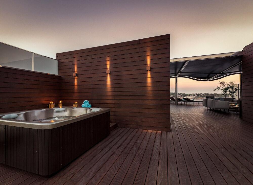 Foto de los servicios de Alàbriga Hotel &amp;amp; Home Suites