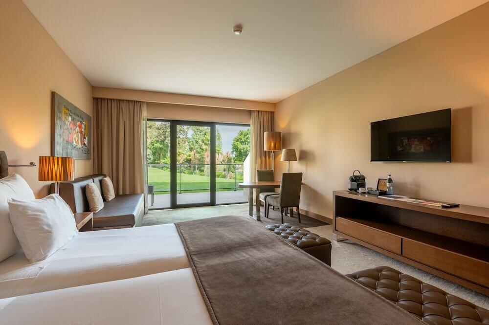 Foto de una habitación de Hotel Vila Gale Collection Palacio dos Arcos