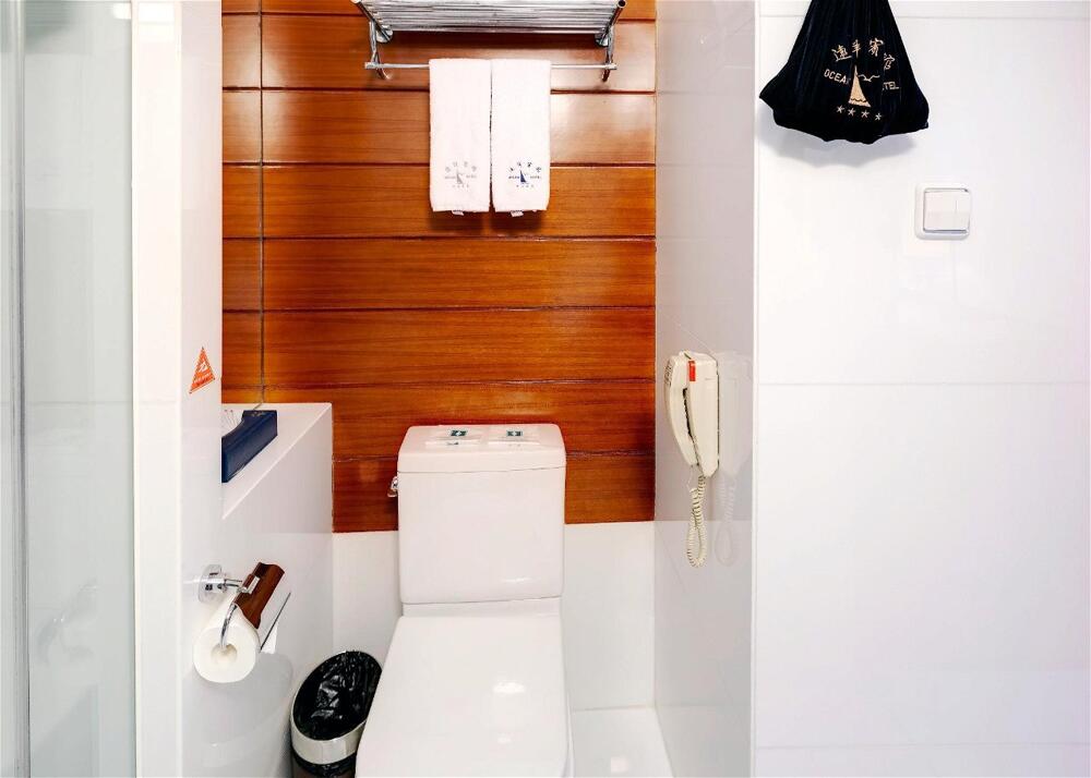 Foto del baño de Ocean Hotel