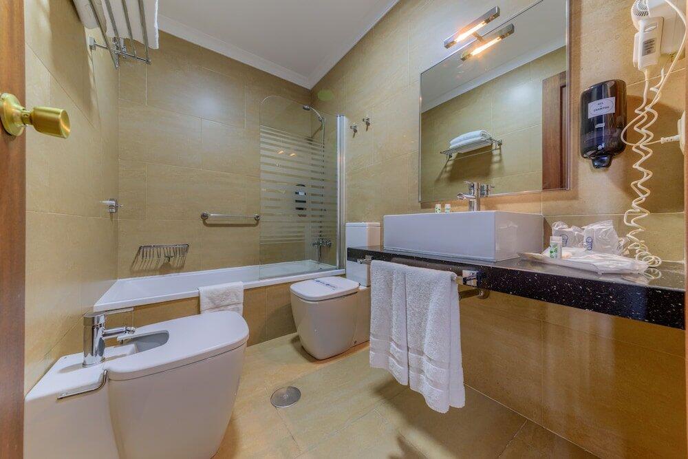 Foto del baño de Hotel Playa de Regla