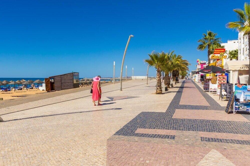 Foto del exterior de Hotel Atismar