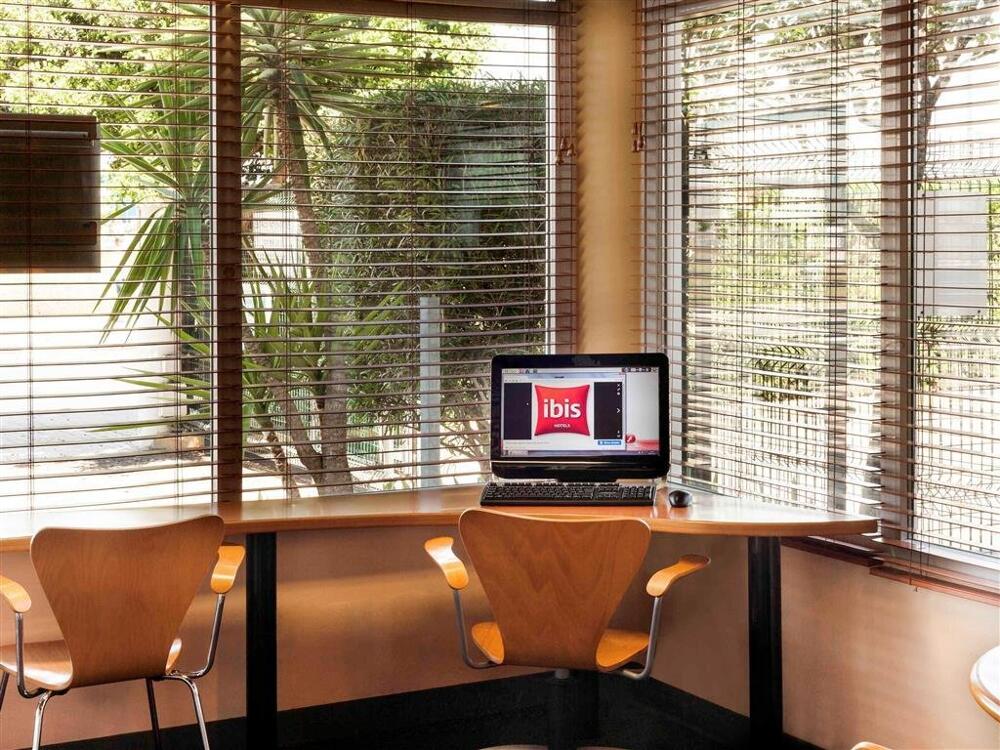Foto general de Hotel ibis Valencia Alfafar