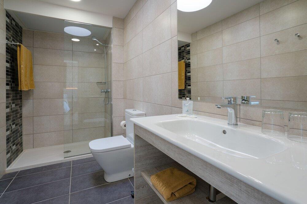 Foto del baño de Apartamentos Galeon Playa