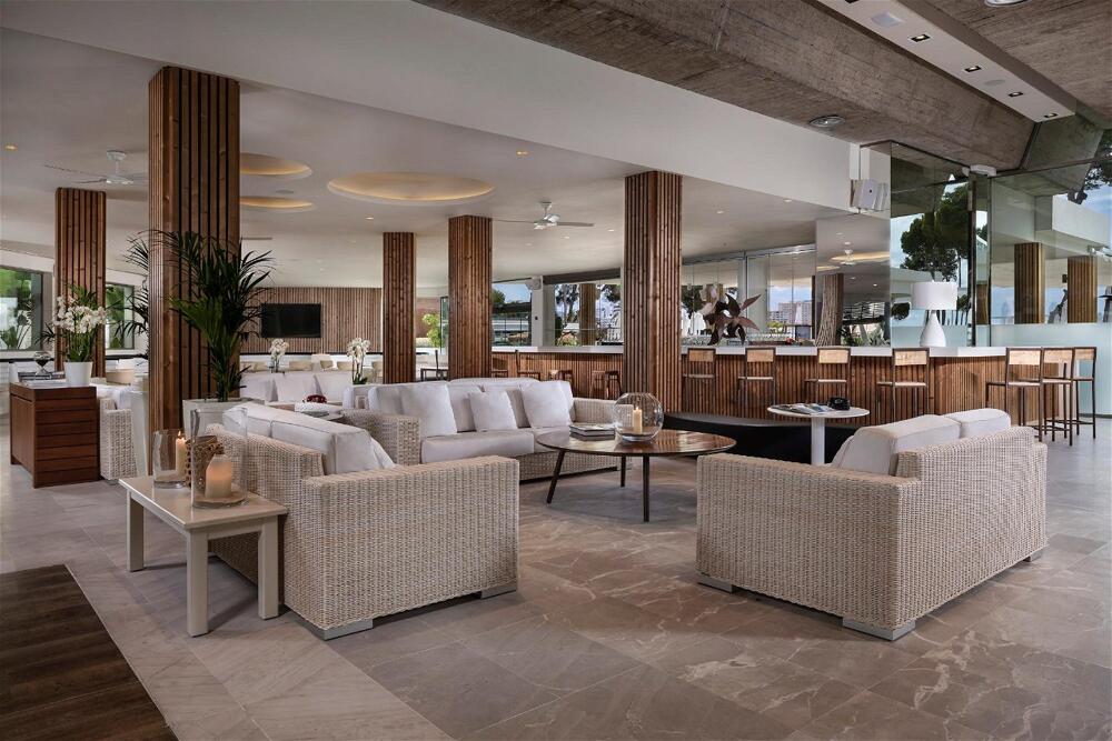 Foto de restauración de Hotel Melia South Beach