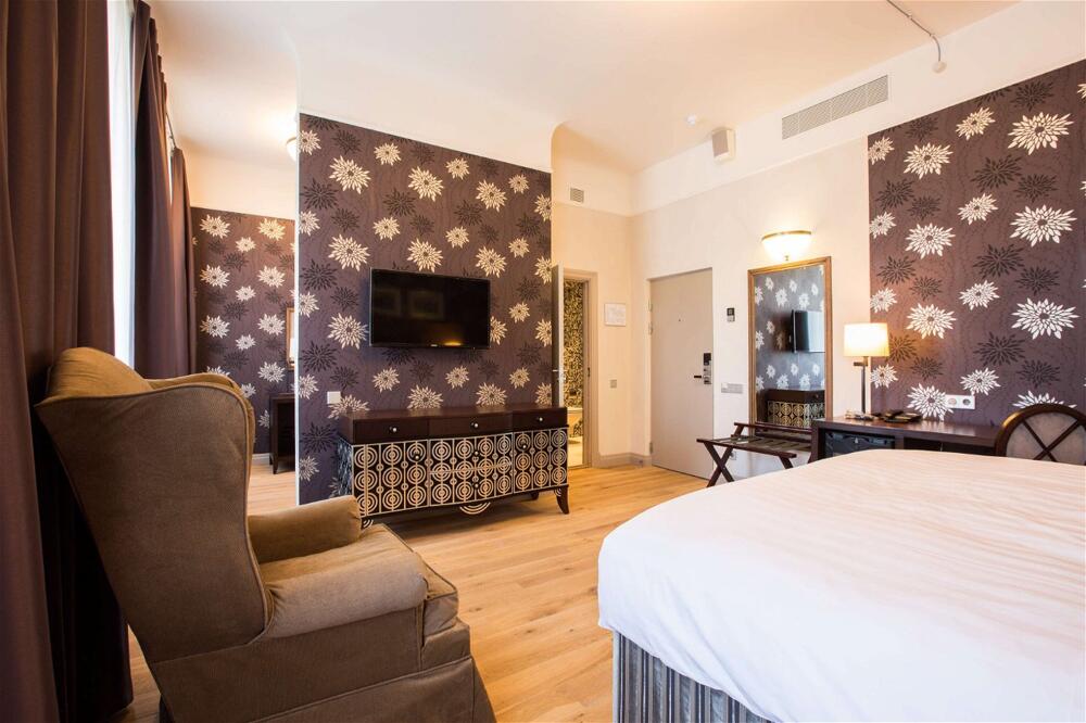 Foto general de Metropole Hotel by Semarah